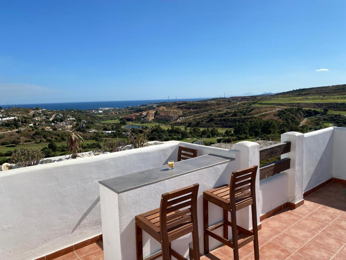 Penthouse Sea View - Valle Romano Golf 埃斯特波纳 外观 照片